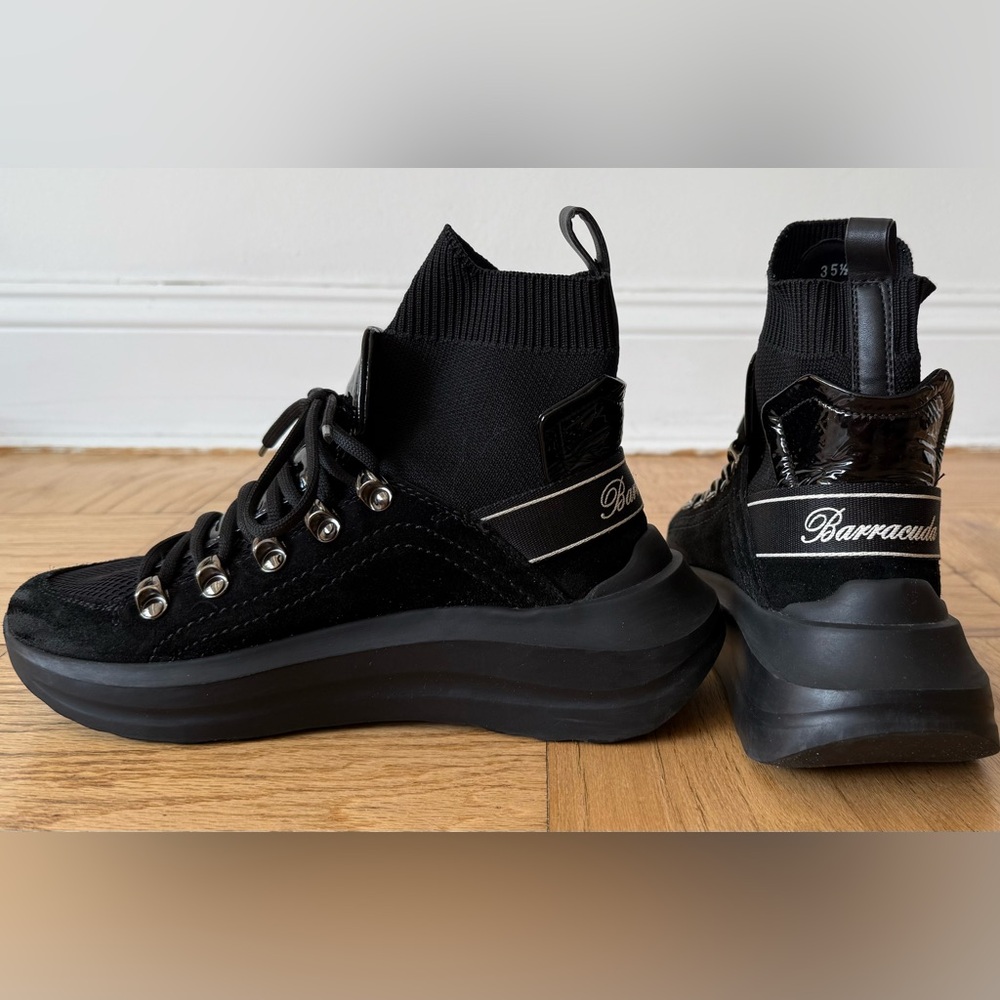 Barracuda Suede Sneakers - W 5.5